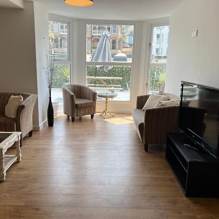 Runnacleave Court, Apartment 2 อิลฟราคูมบ์ ภายนอก รูปภาพ