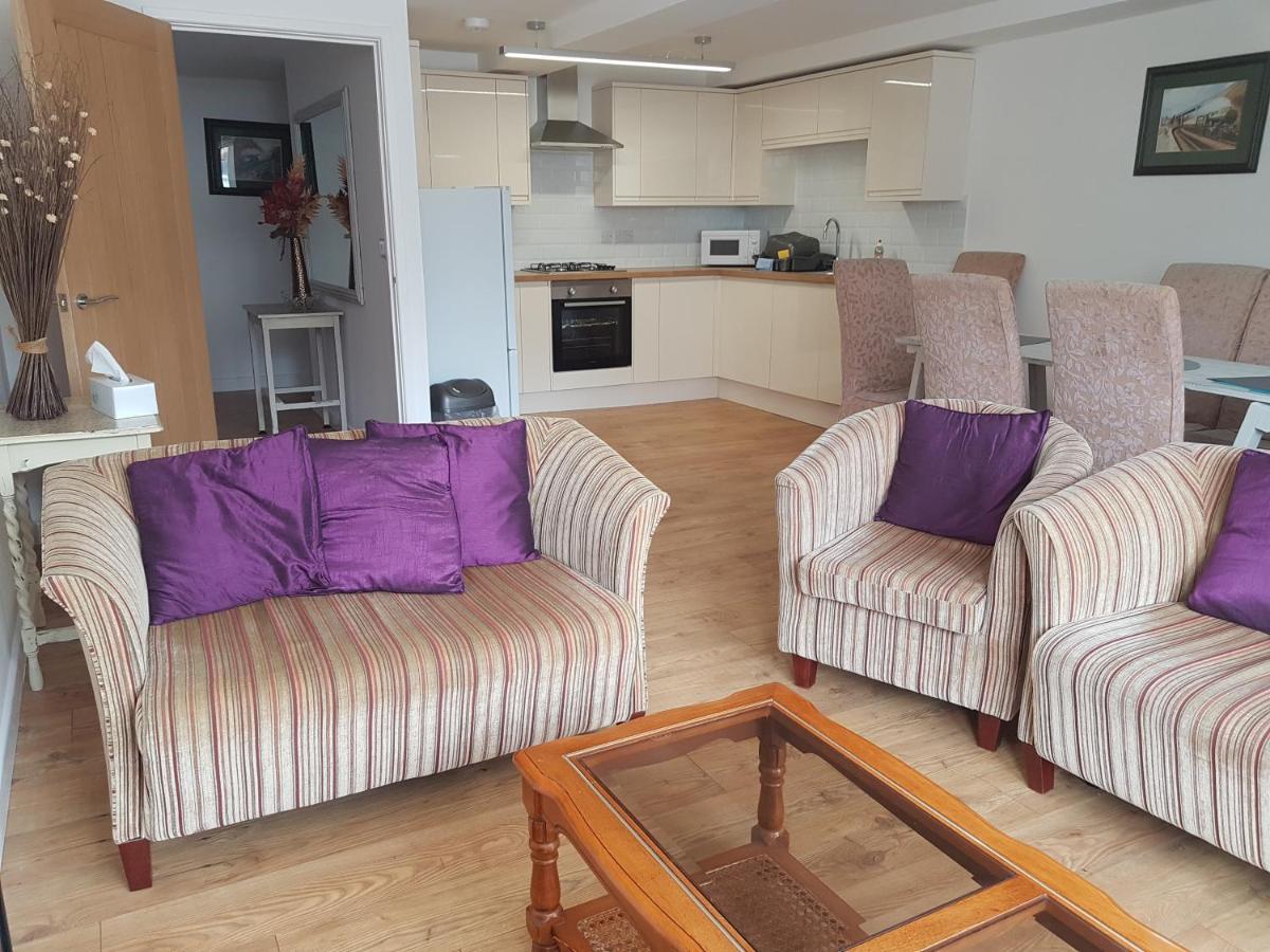 Runnacleave Court, Apartment 2 อิลฟราคูมบ์ ภายนอก รูปภาพ